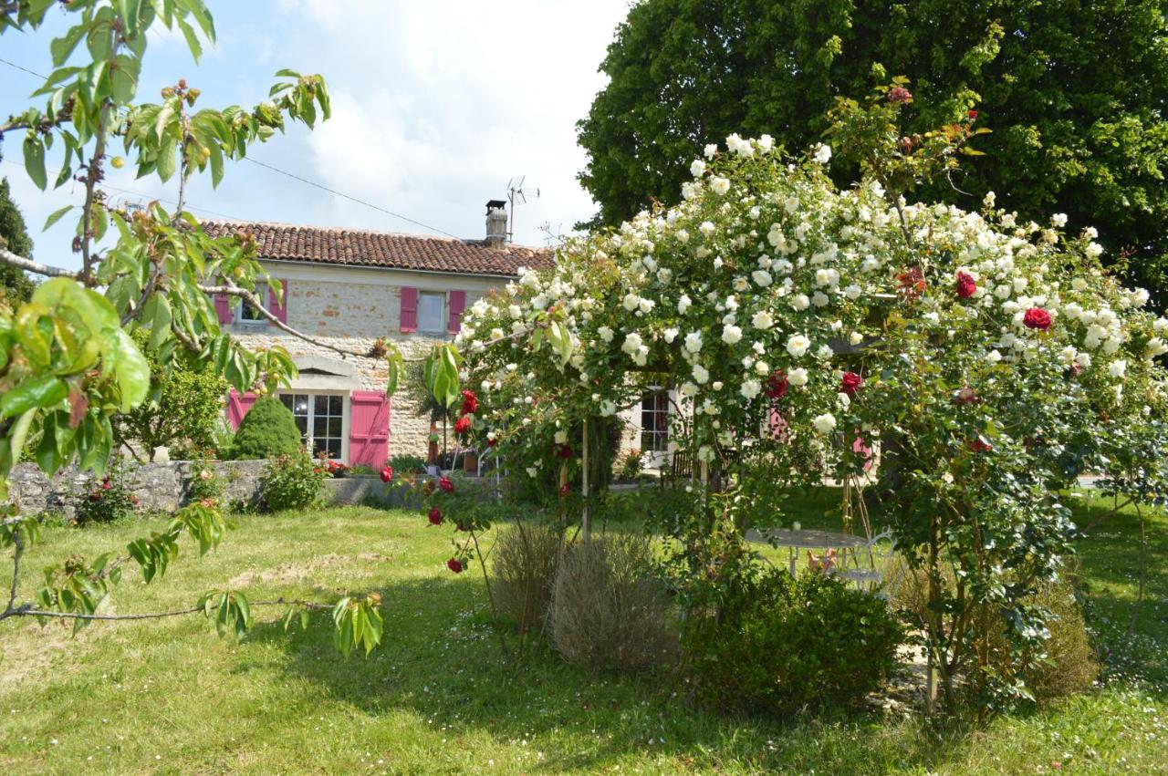 La Pastorale Bed & Breakfast Beurlay Exterior foto