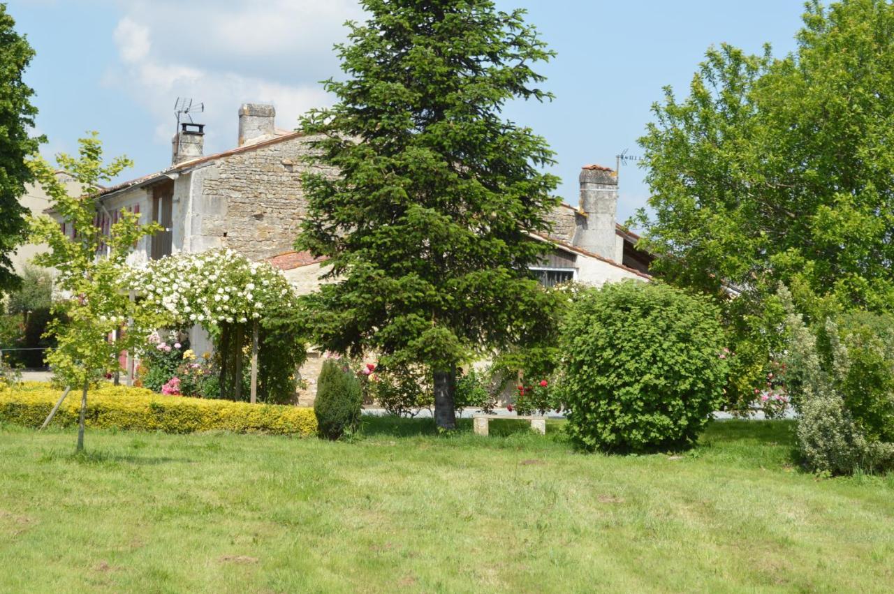 La Pastorale Bed & Breakfast Beurlay Exterior foto
